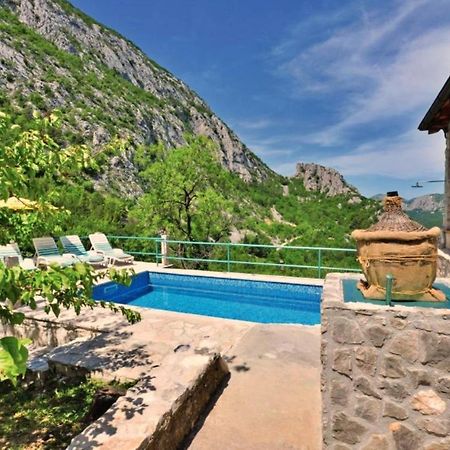 Holiday Home With A Private Pool Podspilje  Extérieur photo