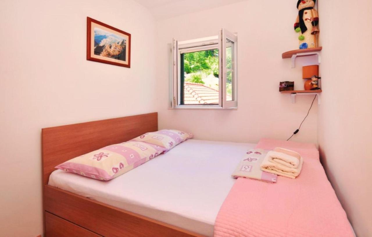 Holiday Home With A Private Pool Podspilje  Extérieur photo